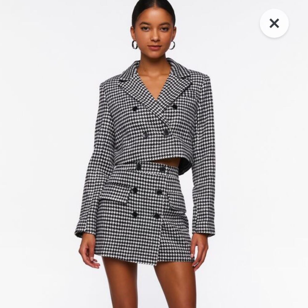 NWT!!! Houndstooth Cropped Blazer and Mini Skirt Set - Black & White